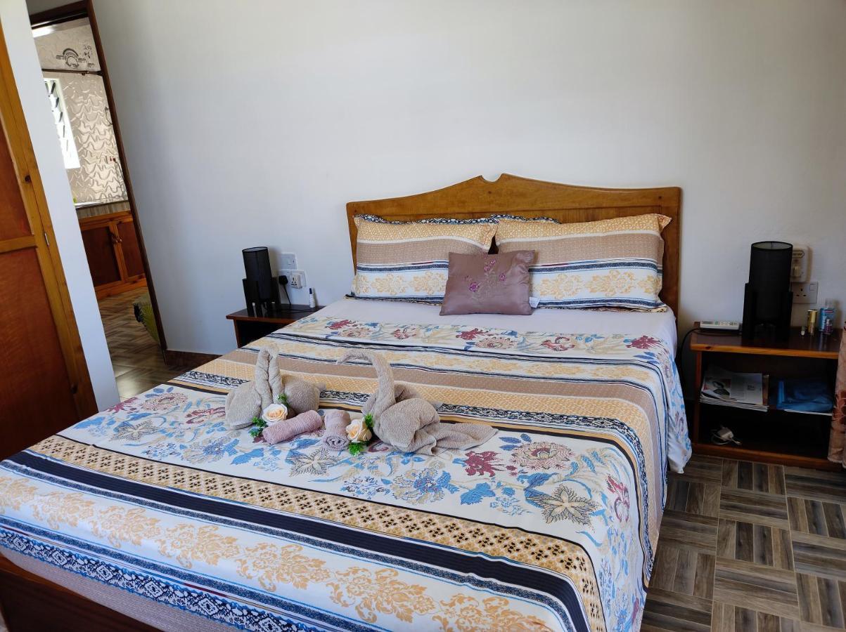 La Residence D'Almee Guesthouse Бає-Санта-Анна Екстер'єр фото